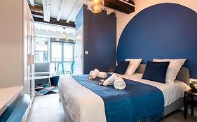 La WAIDE Beau studio centre ville WIFI NETFLIX tout équipé
